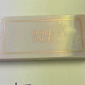 doll face highlighter